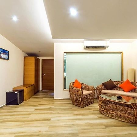 The Ocean Park Resort Calangute Exteriör bild